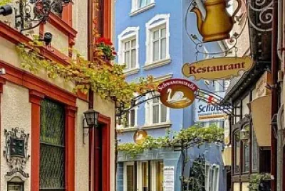 Down town street jigsaw puzzle