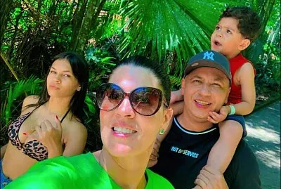 Familia