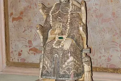 Chinese sculpture, Casaloma