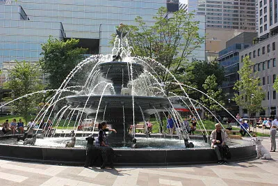 Berczy Park fountain