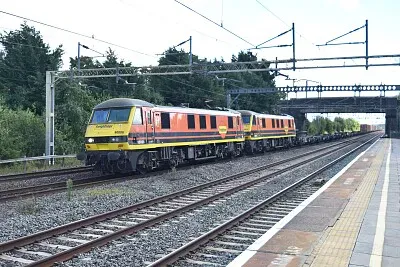 פאזל של 90 's at Cheddington