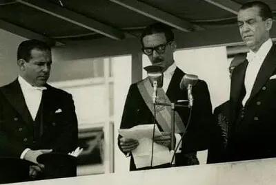 פאזל של 1    Perfil  Salvar Janio quadros,Juscelino