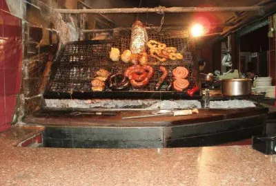 Parrilla en el Mercado del Puerto jigsaw puzzle