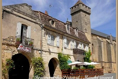Beaumont-en-perigord : marche couvert