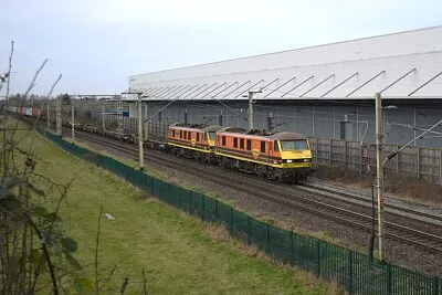 90 's at DIRFT jigsaw puzzle