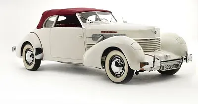 1937 Cord 812 Phaeton (Robert Miller)