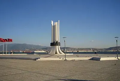 פאזל של karÅŸÄ±yakaanÄ±tÄ±