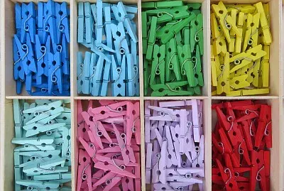 bunte Miniklammern jigsaw puzzle