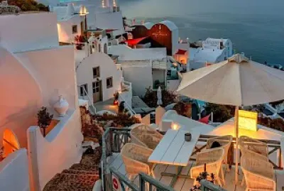 Oia-Santorini
