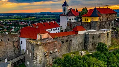 Замок Паланок jigsaw puzzle