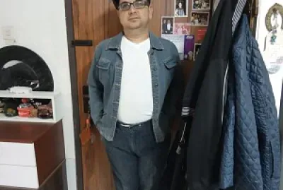 אני לפני שנתיים מחופש לקזבלן