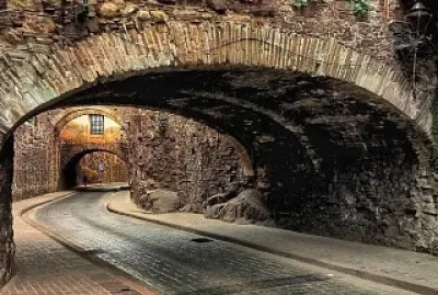 Tunel jigsaw puzzle