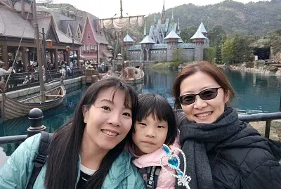 2024香港迪士尼和阿姨?