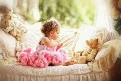 Girl with pink dress jigsaw puzzle