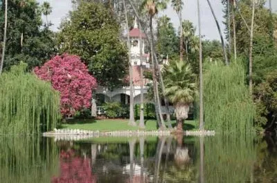 Queen Anne Grounds-LA Aborrtum Botanic Gardens