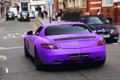 Mercedez Benz SLS