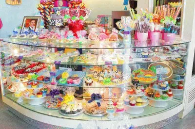 Wonderland Bakery-Newport Beach jigsaw puzzle