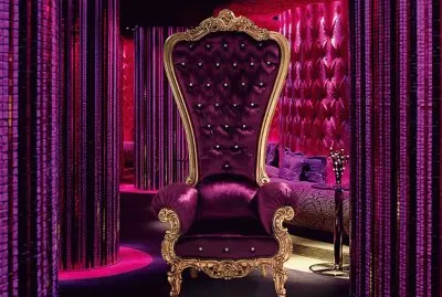 פאזל של Antique Royal Throne