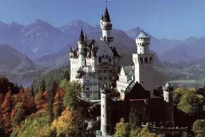 CASTILLO