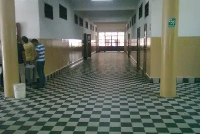 Pasillo del LB SimÃ³n BolÃ­var, San CristÃ³bal jigsaw puzzle