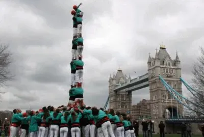 Castellers a Londres jigsaw puzzle