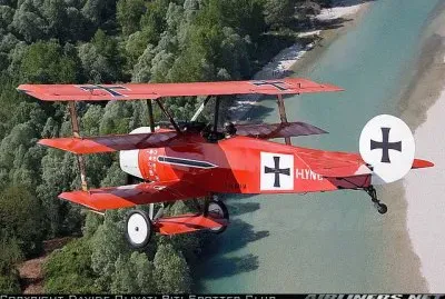 DR1 FOKKER (REPLICA) TRIPLANO DEL BARON ROJO