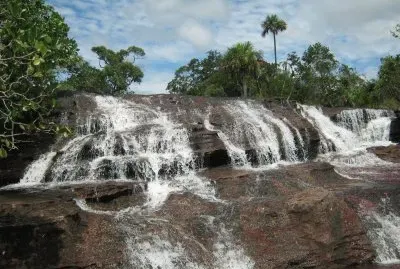 פאזל של cascadas caÃ±o critales