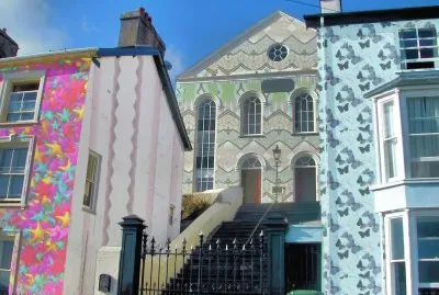 פאזל של painted houses