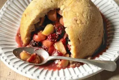 berry cobbler