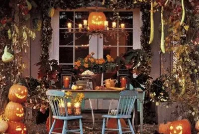 autumn decorating