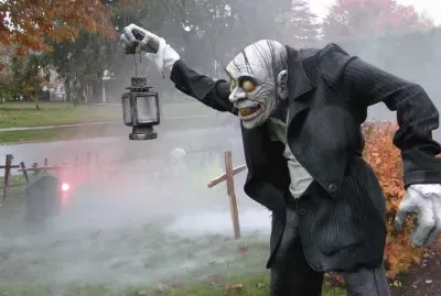 Halloween yard decoration