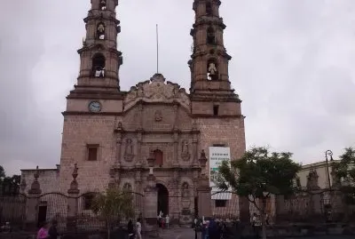 iglesia jigsaw puzzle