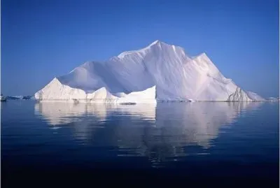 פאזל של Iceberg near Greenland