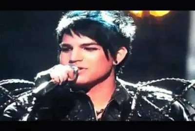 its adam lambert singing with kiss