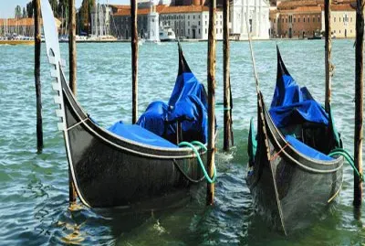 gondolas