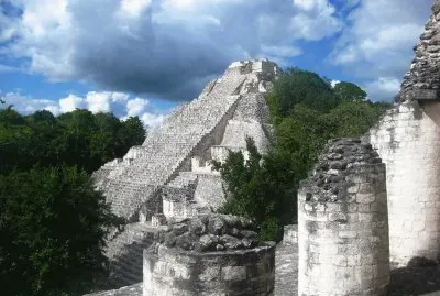 piramides en Campeche jigsaw puzzle