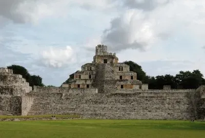 piramides en Campeche jigsaw puzzle