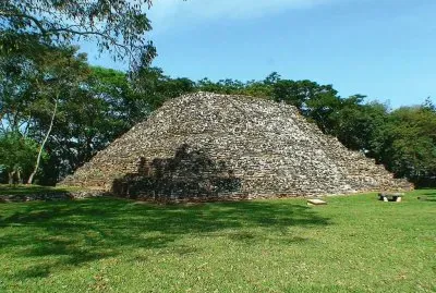 piramides  en Tabasco jigsaw puzzle