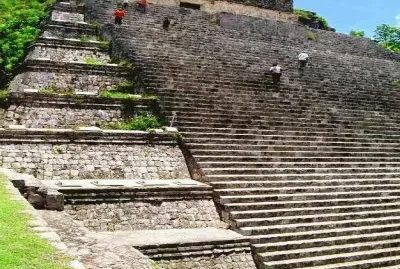 piramides en Yucatan jigsaw puzzle