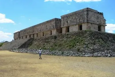 piramides en Yucatan jigsaw puzzle