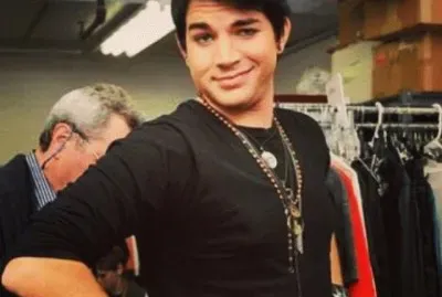 פאזל של adam lambert