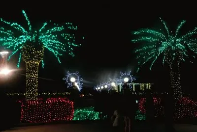 christmas decor in florida