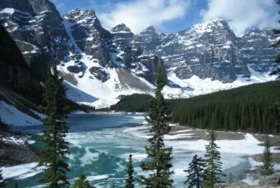 Moraine Lake  British Columbia  Canada