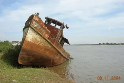 Barco abandonado