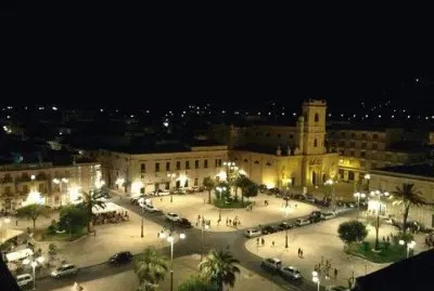 avola