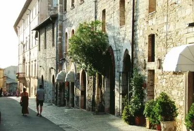 Assisi stroll jigsaw puzzle