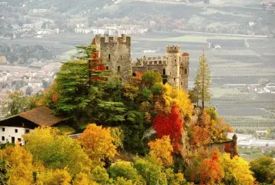 פאזל של Castle in Autumn