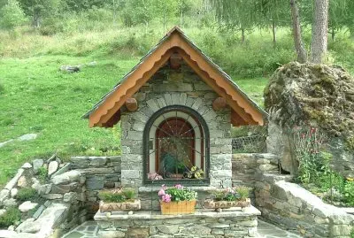 Cappelletta di montagna