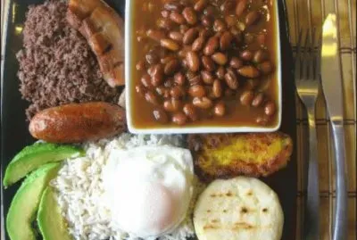 Deliciosa bandeja paisa