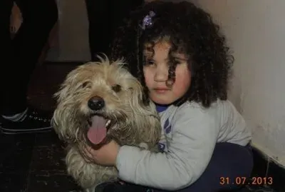 Con un precioso perrito